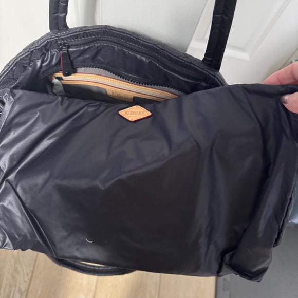 LIKE NEW MZ WALLACE LARGE METRO QUATRO TOTE/ WITH POUCH/ LONG STRAP/ BLACK REC - Picture 5 of 9